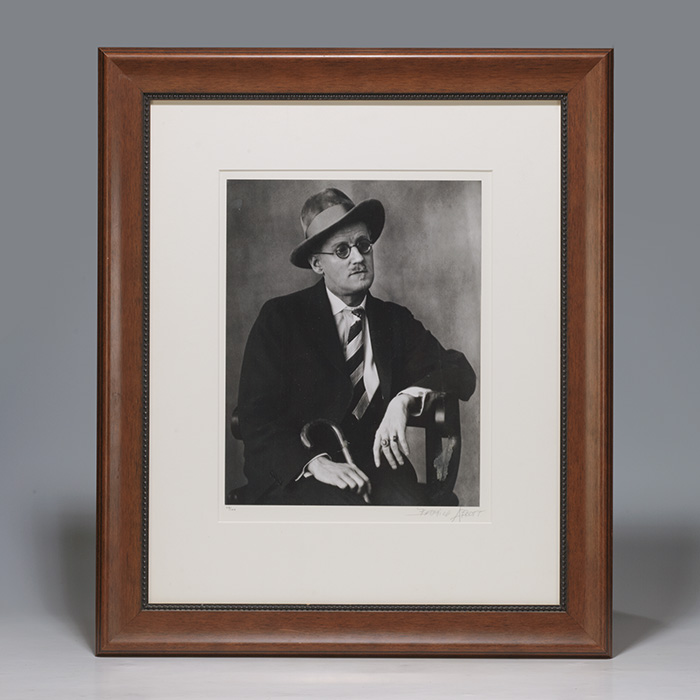 Photograph signed [James Joyce]